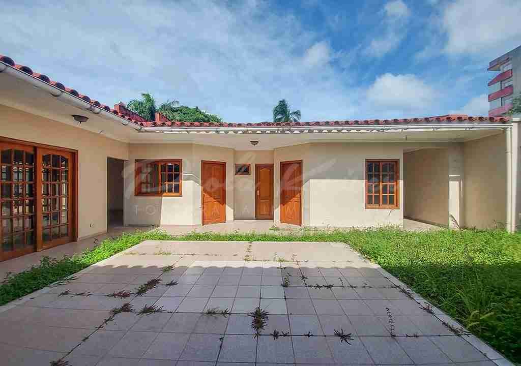 9-casa-terreno-en-venta-avenida-banzer-santa-cruz-bolivia-paola-kaiser-agente-inmobiliario